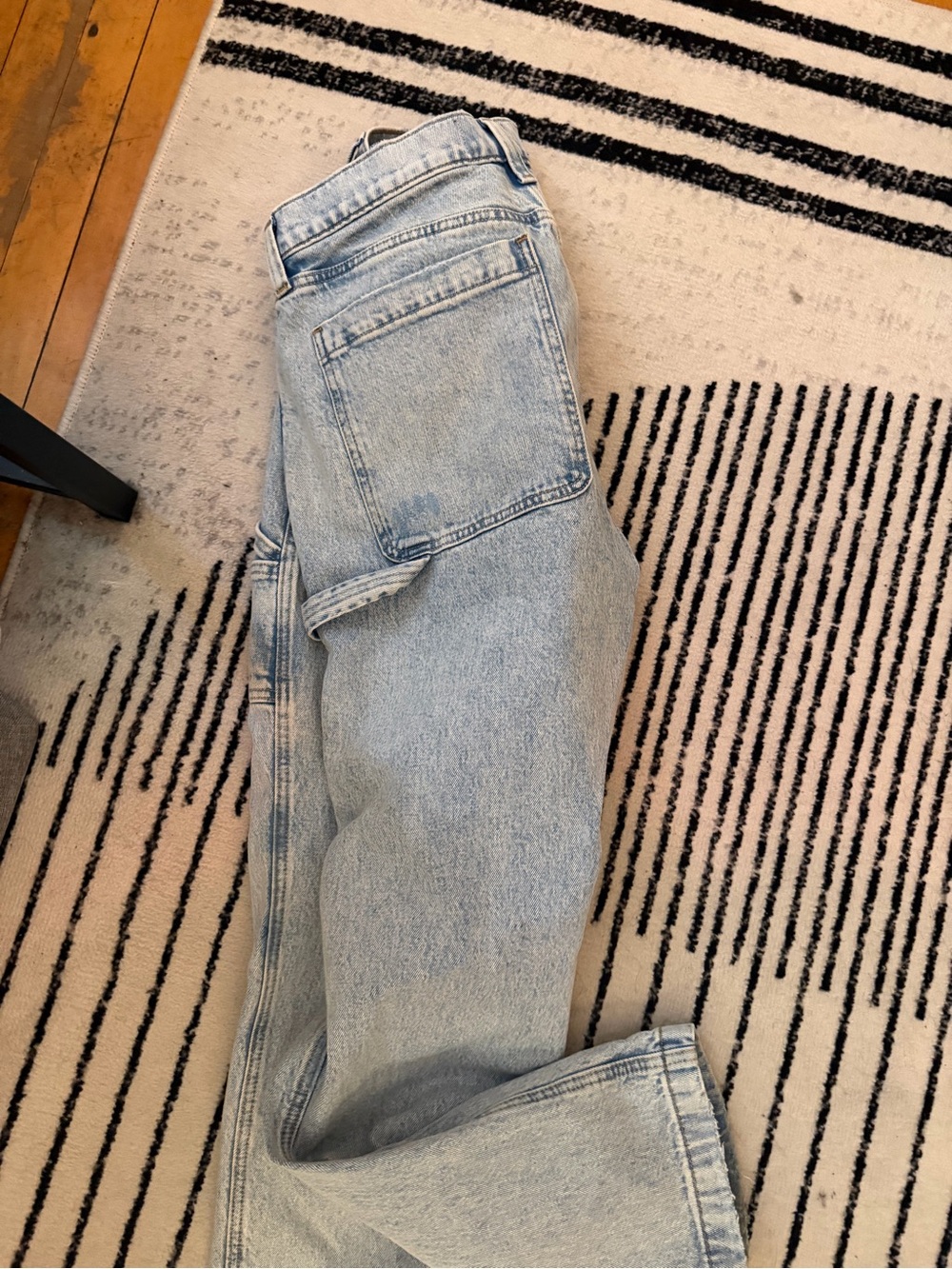 Abercrombie New baggy light wash Jeans